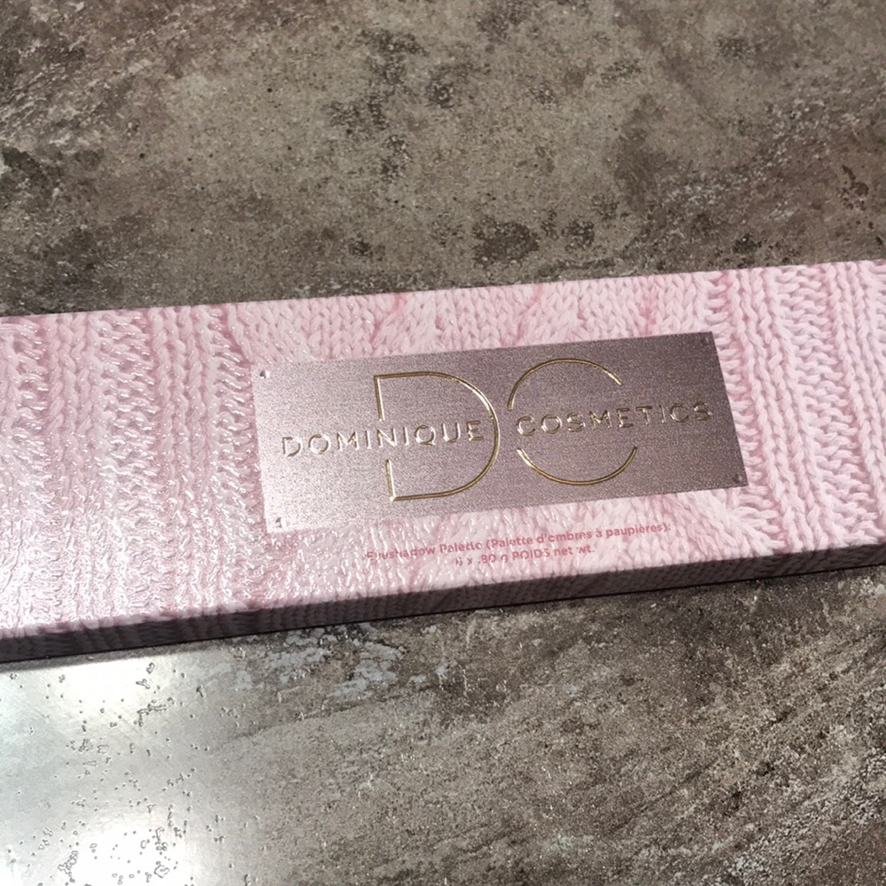 Dominique Cosmetics eyeshadow palette